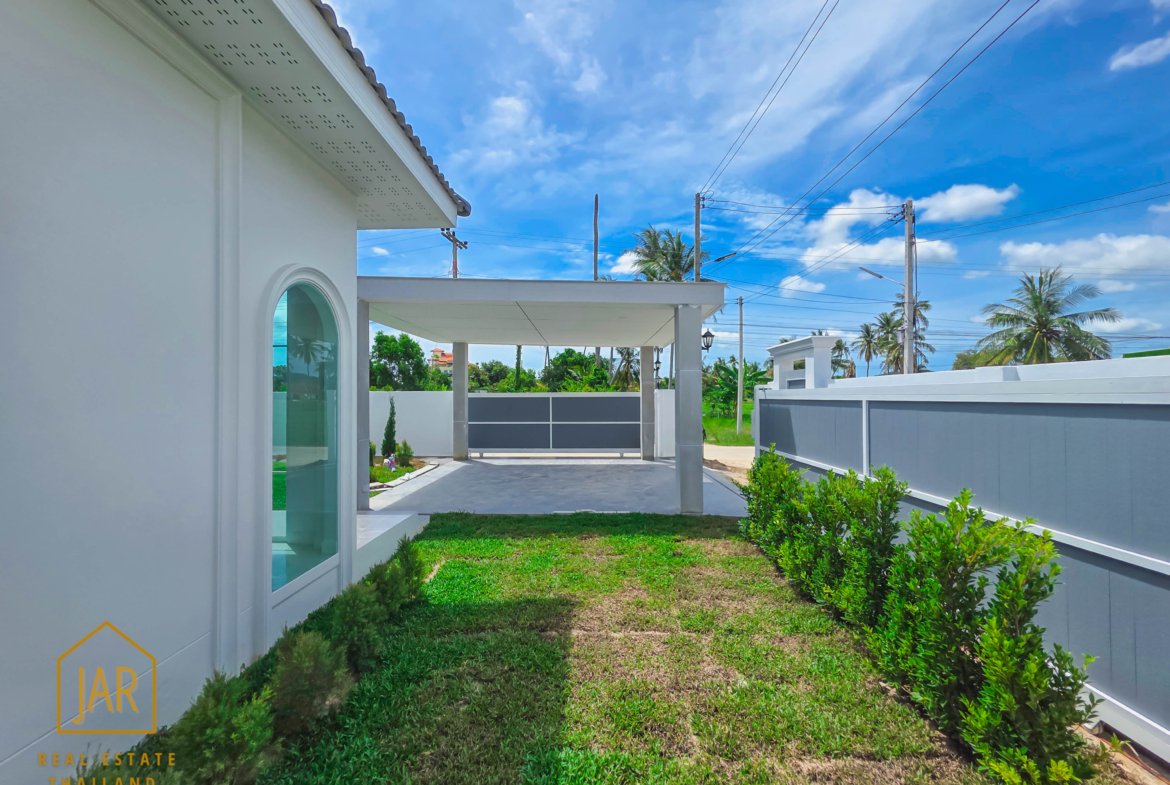 Private Luxury Living in Hua Hin soi 70