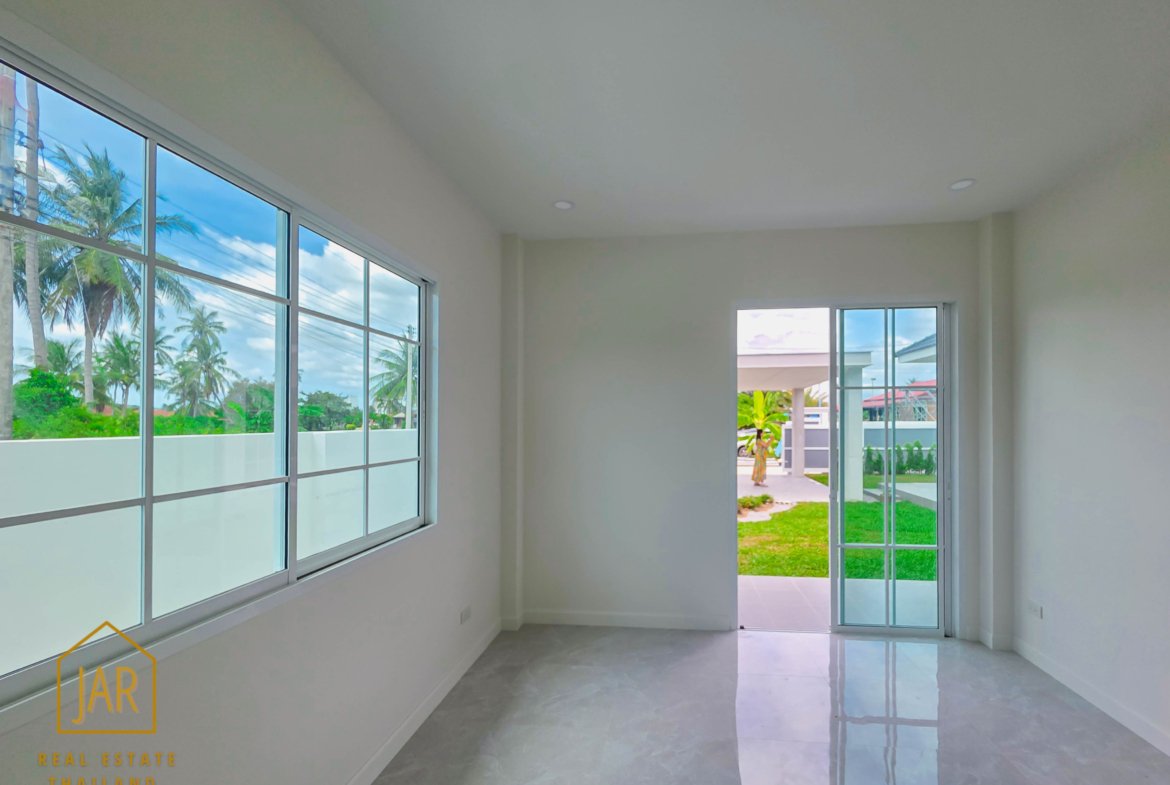 Private Luxury Living in Hua Hin soi 70