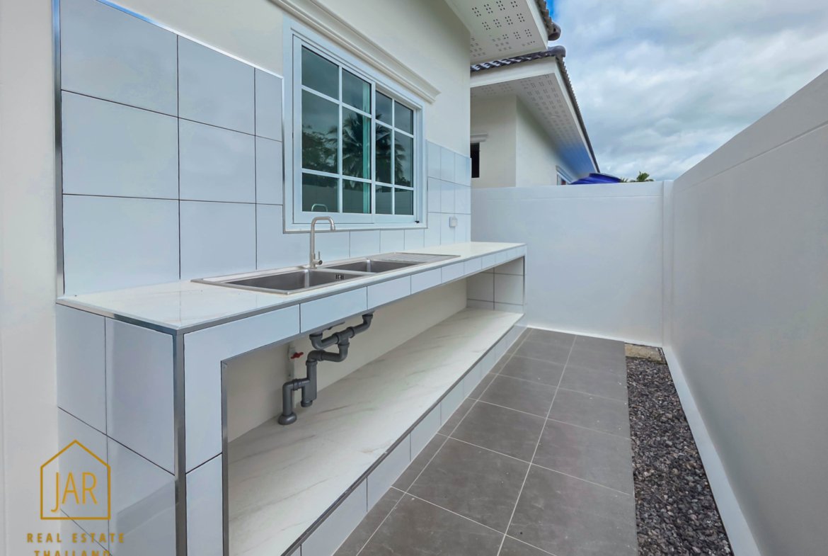 Private Luxury Living in Hua Hin soi 70