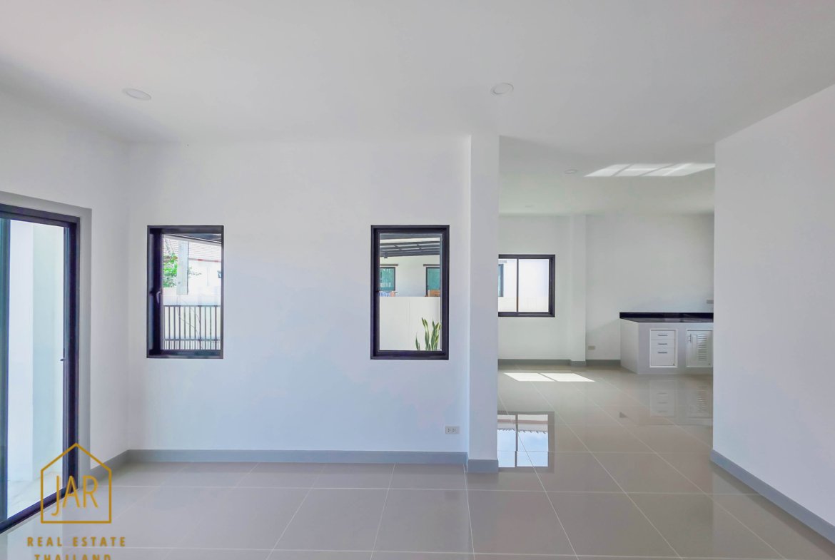 Modern House for sale on prime location at Hua Hin soi 70