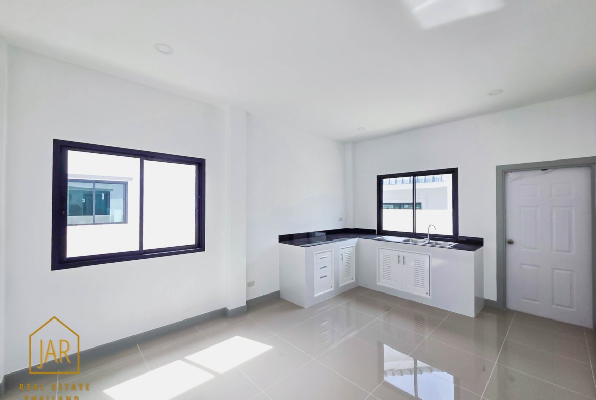 Modern House for sale on prime location at Hua Hin soi 70