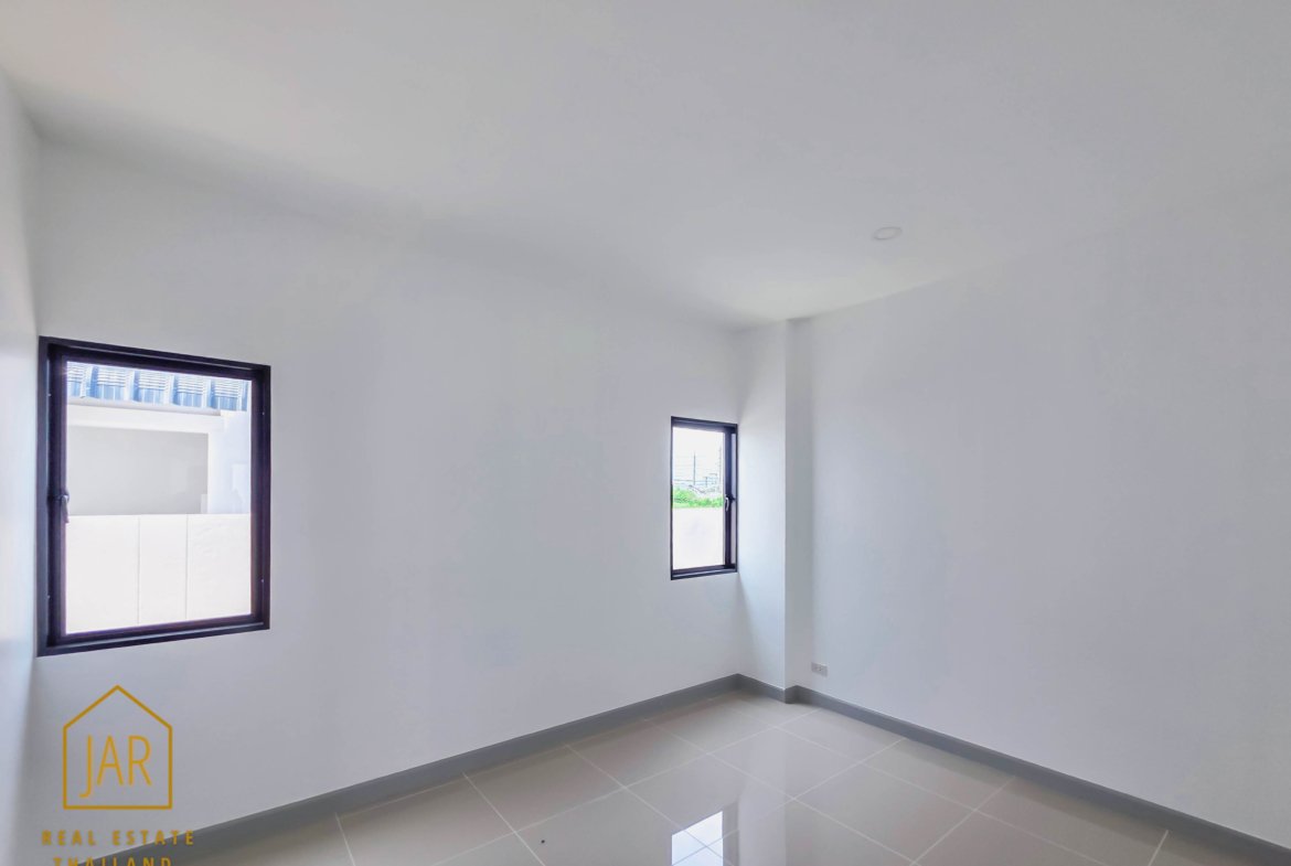 Modern House for sale on prime location at Hua Hin soi 70