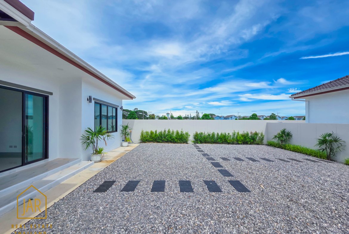Modern House for sale on prime location at Hua Hin soi 70