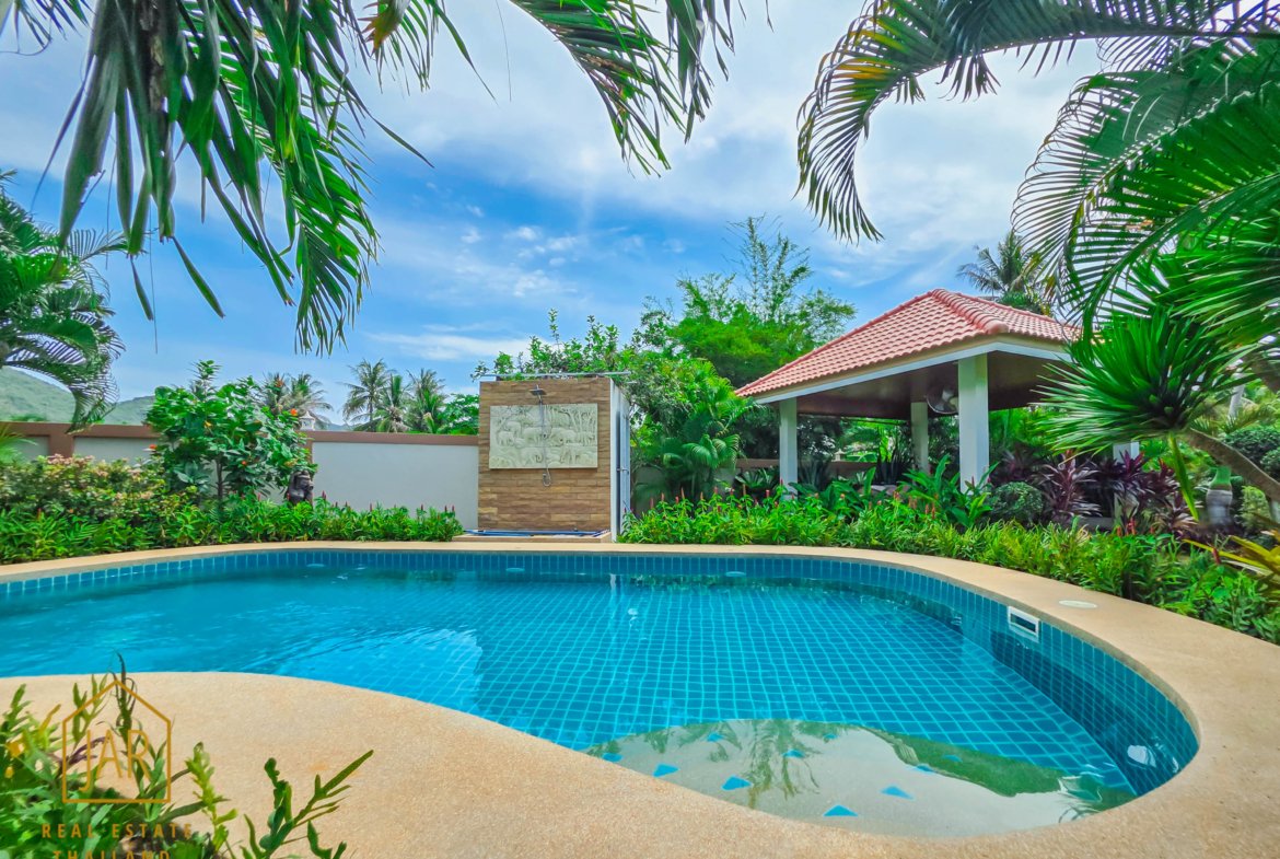 Private Pool Villa for Sale Surrounded by Sam Roi Yod mountains