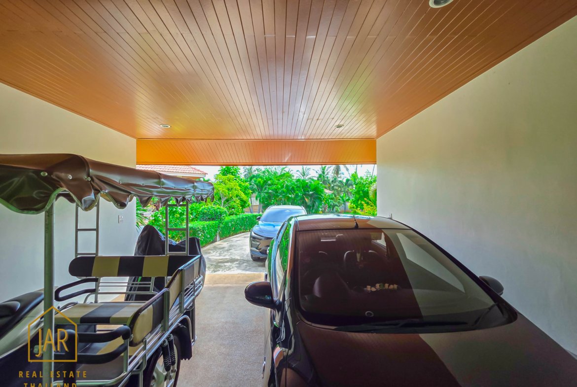 Private Pool Villa for Sale Surrounded by Sam Roi Yod mountains