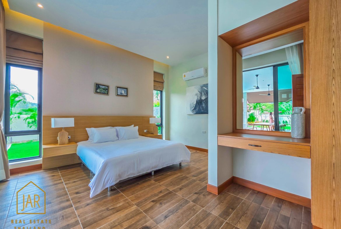 Luxury Villa for Sale Near Black Mountain Golf Course Fully Furnished