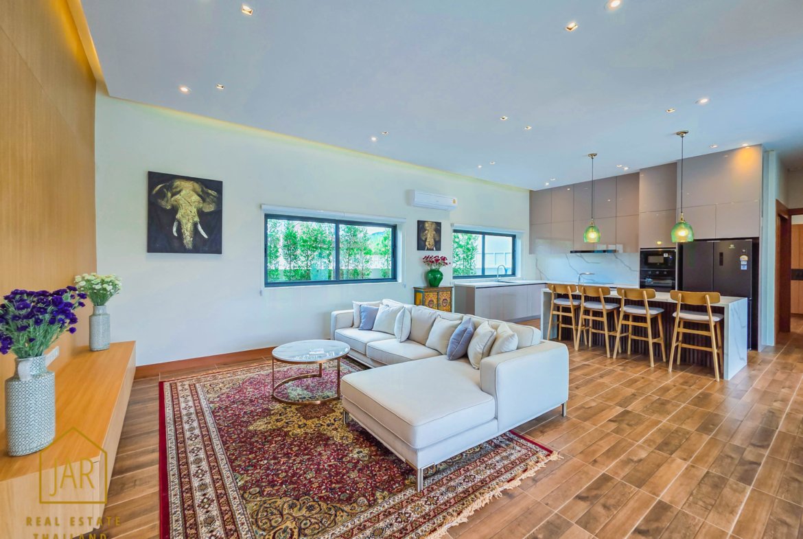 Luxury Villa for Sale Near Black Mountain Golf Course Fully Furnished