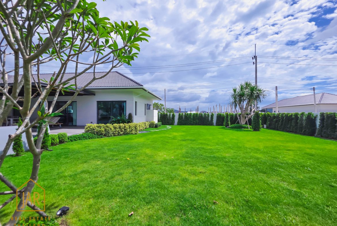 Luxury villa for sale at Hua-Hin soi 112 Type A: Your Luxury Awaits