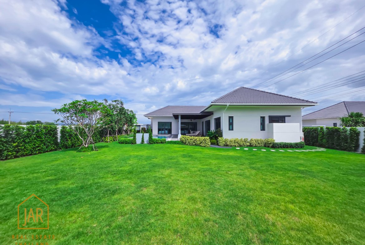 Luxury villa for sale at Hua-Hin soi 112 Type A: Your Luxury Awaits