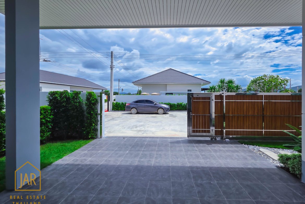 Luxury villa for sale at Hua-Hin soi 112 Type A: Your Luxury Awaits