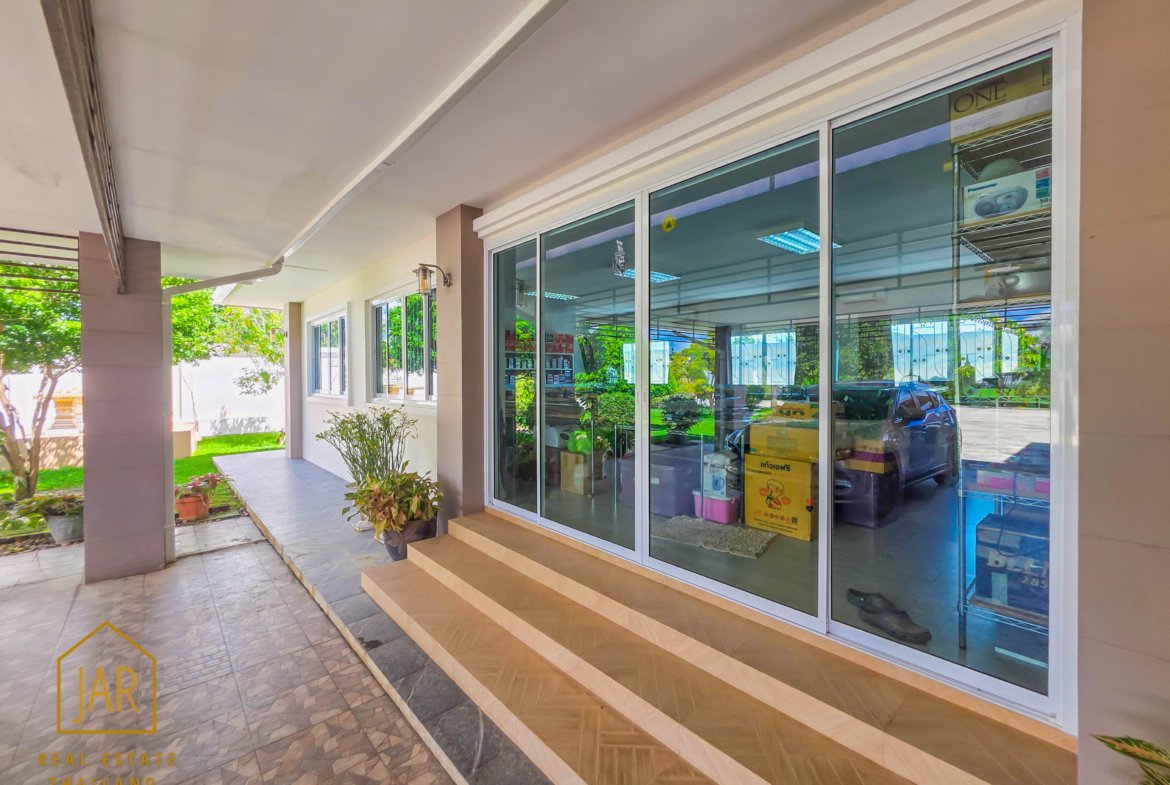 a Perfect Home blend of comfort and nature in Hua-Hin