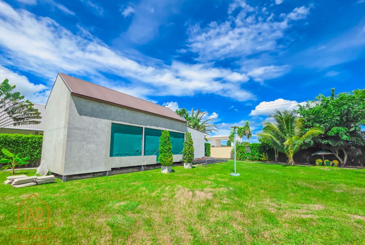 a Perfect Home blend of comfort and nature in Hua-Hin