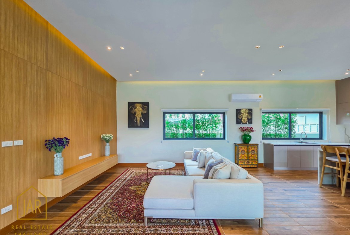 Luxury Villa for Sale Near Black Mountain Golf Course Fully Furnished