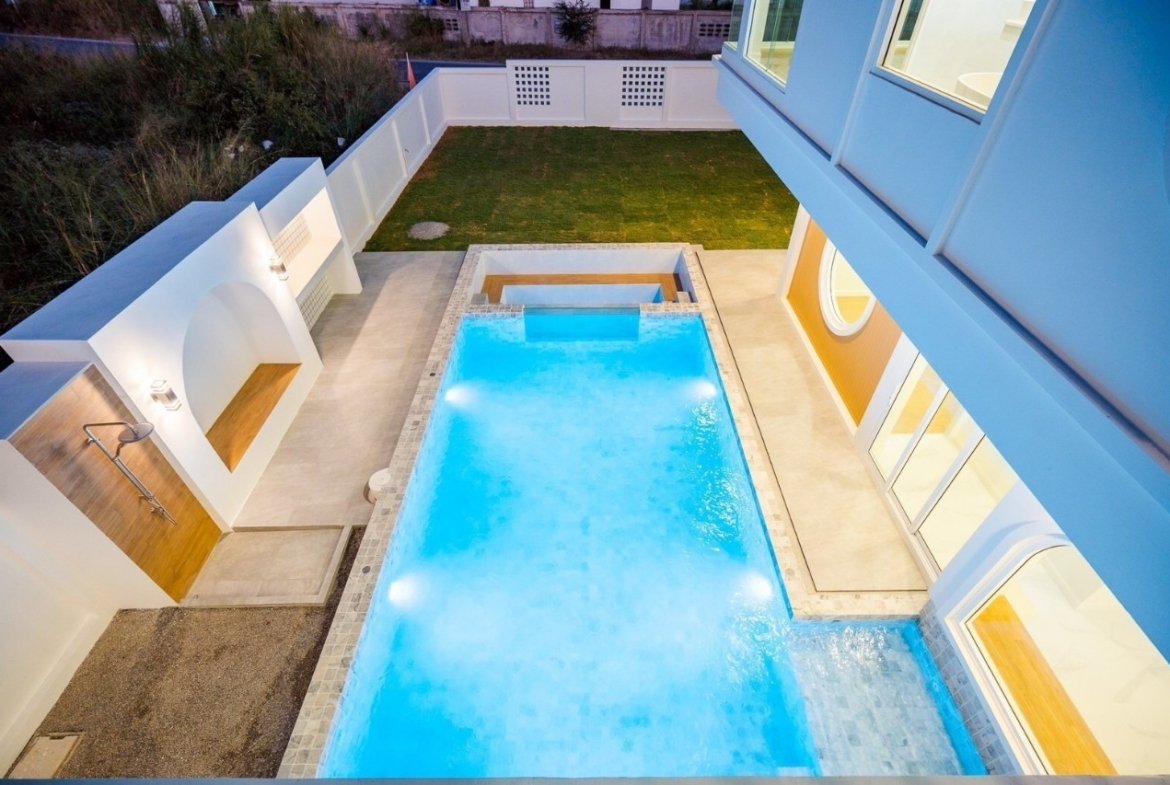 2 Storey detached Pool Villa Close to Black Mountain for sale @Hua-Hin Price 5.99 MB.