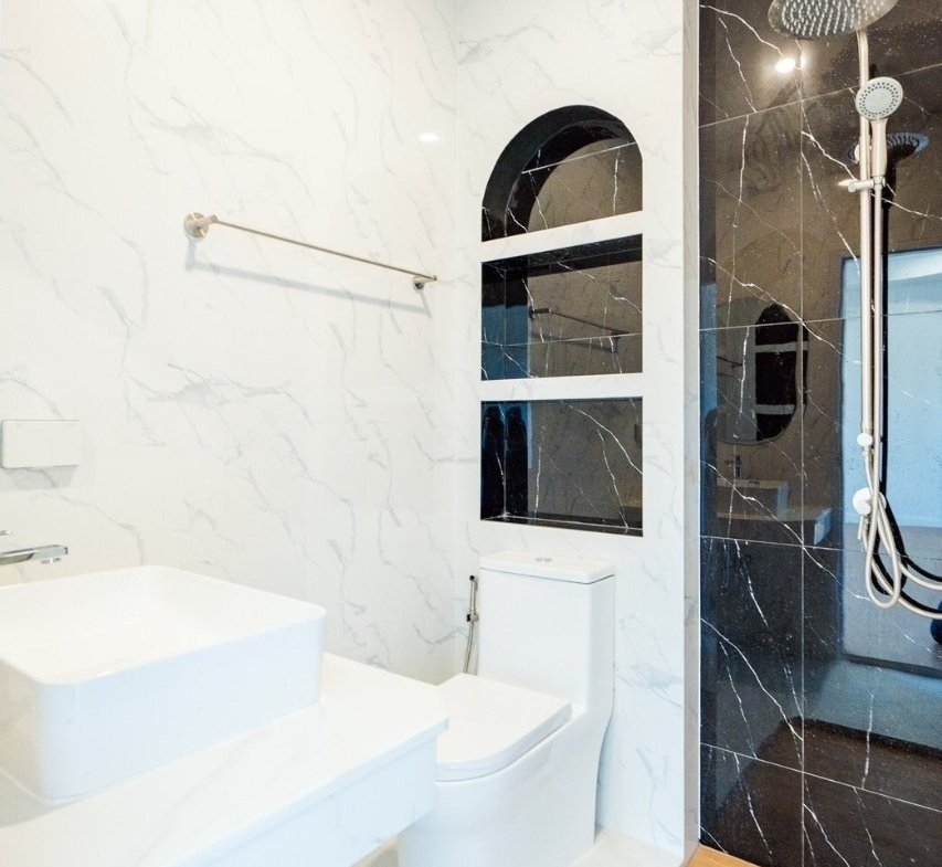 2 Storey detached Pool Villa Close to Black Mountain for sale @Hua-Hin Price 5.99 MB.