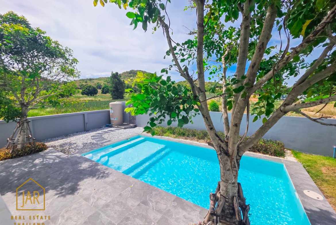 modern pool villa in Pranburi, near the beach Price 5.99 MB.