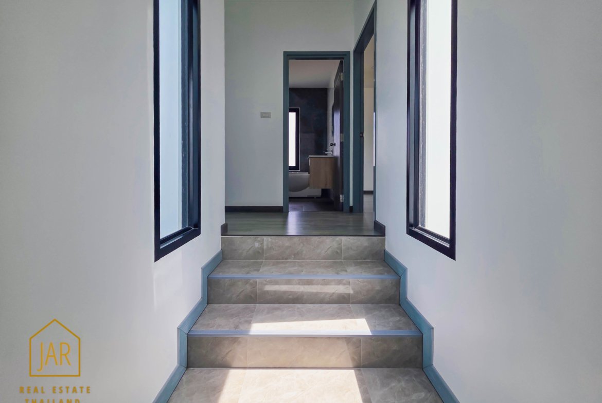 modern pool villa in Pranburi, near the beach Price 5.99 MB.