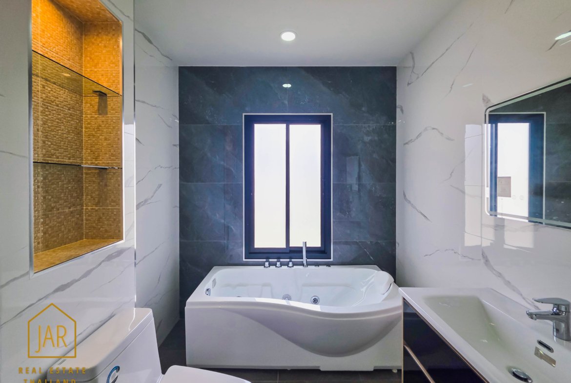 modern pool villa in Pranburi, near the beach Price 5.99 MB.