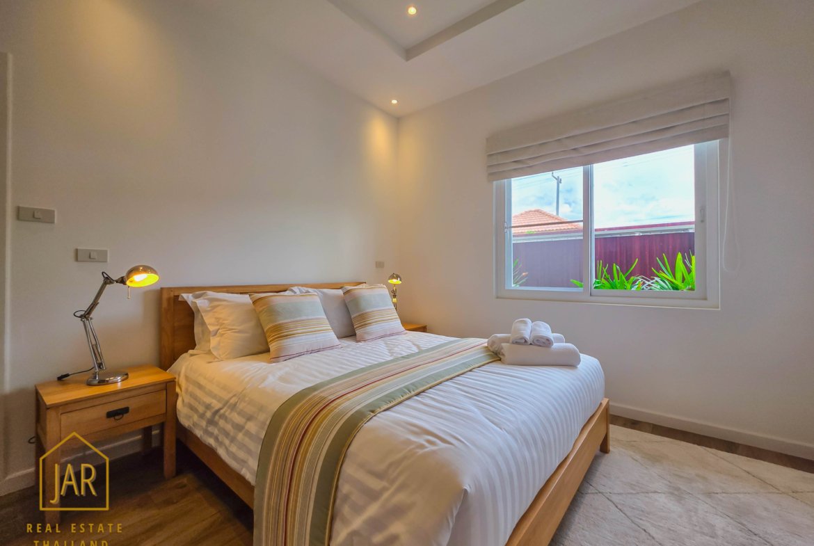 Luxury Pool Villa for sale at Hua Hin Soi 112