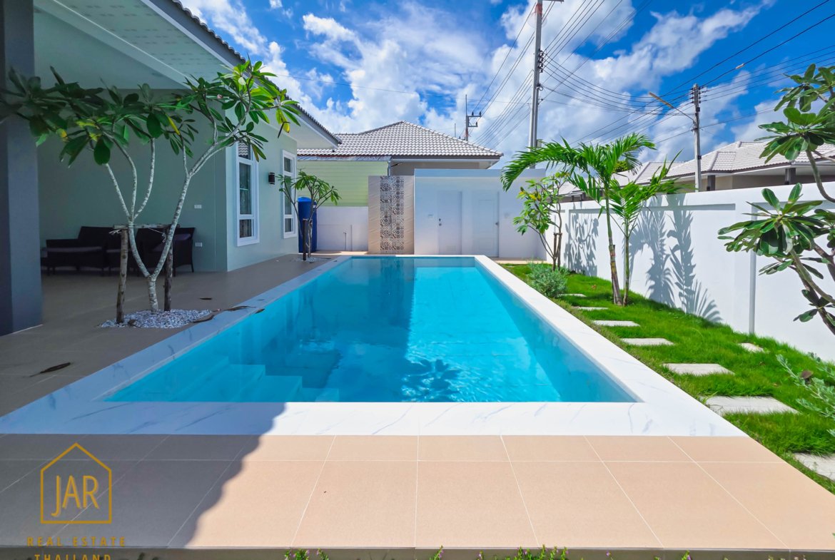 FOR RENT: Brand New Luxury House with Private Pool in a Quality Project! Fully Furnished and Ready to Move In!