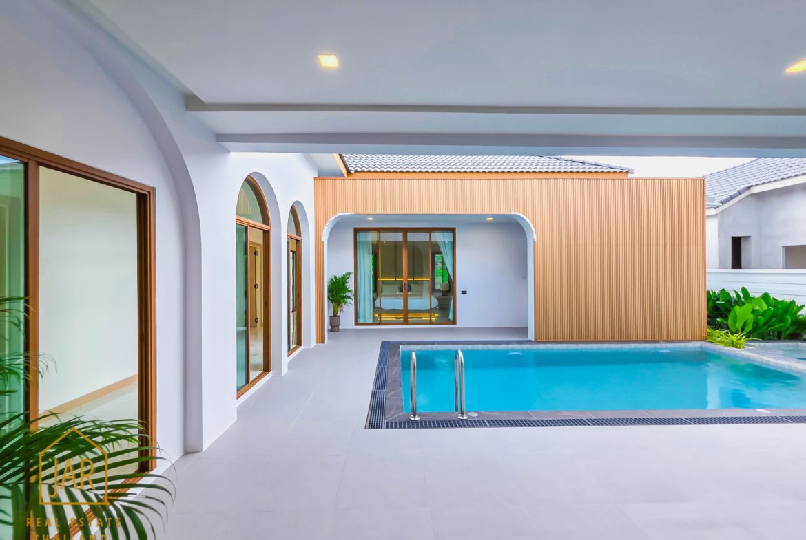 Luxury Pool Villa (Type B) for Sale in Pranburi