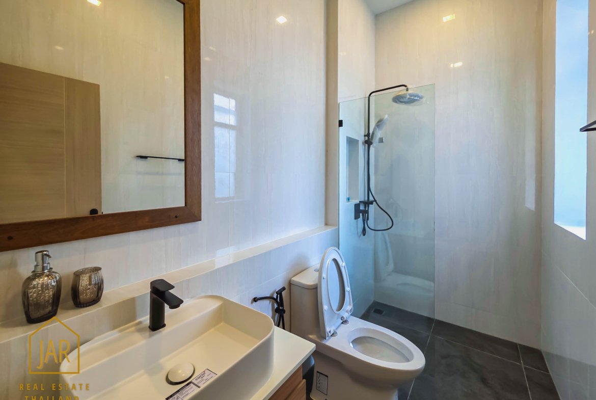 Luxury Pool Villa (Type B) for Sale in Pranburi