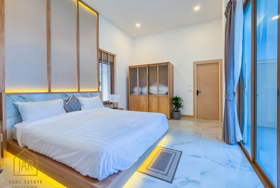 Luxury Pool Villa (Type B) for Sale in Pranburi