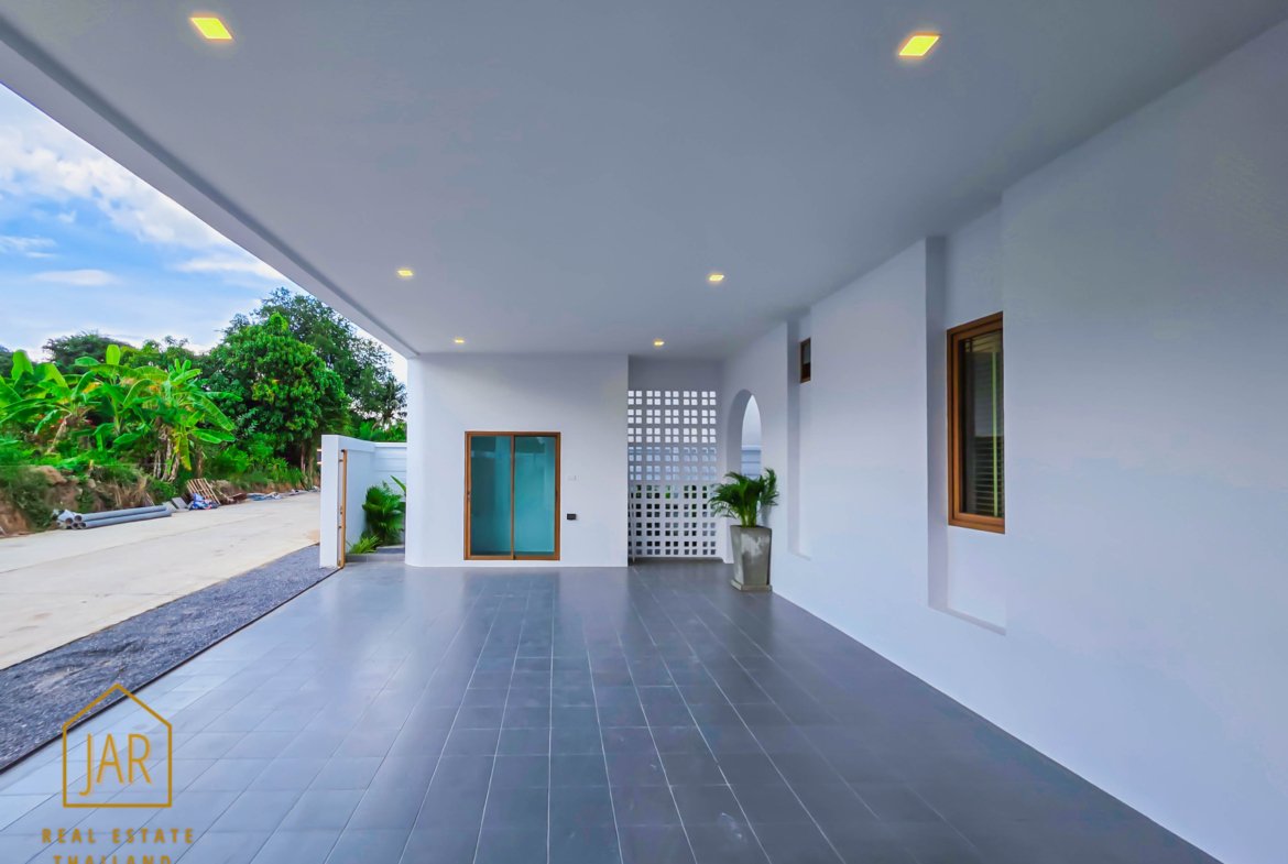 Luxury Pool Villa (Type B) for Sale in Pranburi