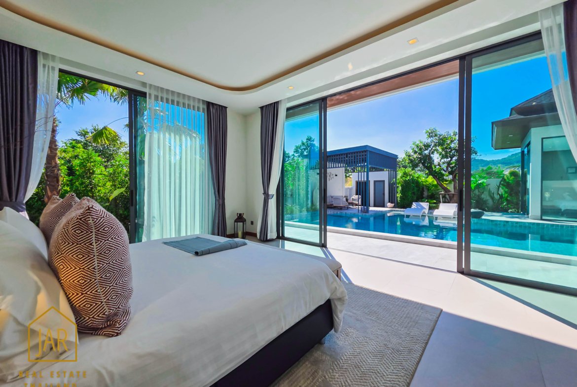Modern luxury pool villa near black mountain golf course, Hua Hin