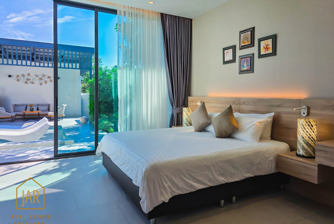 Modern luxury pool villa near black mountain golf course, Hua Hin