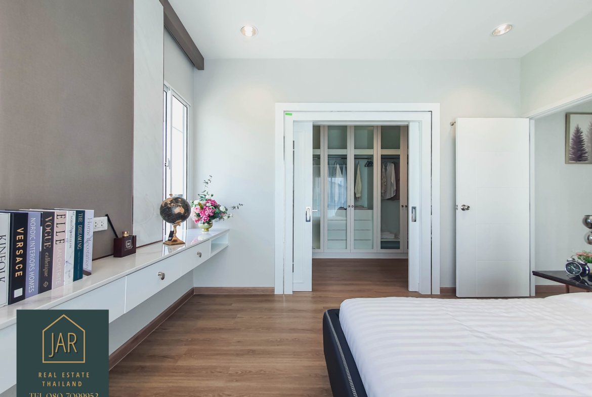 2 Storey detached house for sale at Hua-Hin Soi 70 Start Price 5,216,000. – THB. (Emply house)