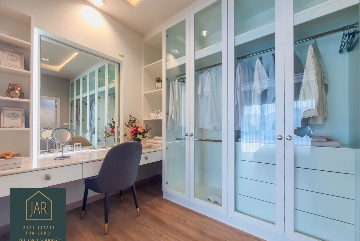 2 Storey detached house for sale at Hua-Hin Soi 70 Start Price 5,216,000. – THB. (Emply house)
