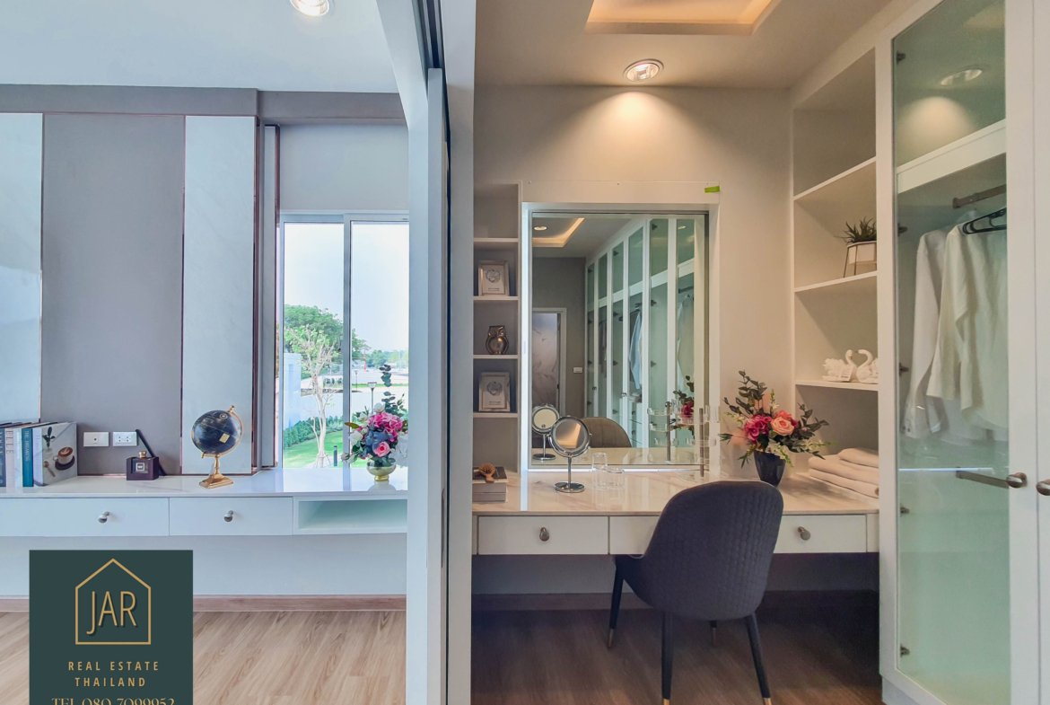 2 Storey detached house for sale at Hua-Hin Soi 70 Start Price 5,216,000. – THB. (Emply house)