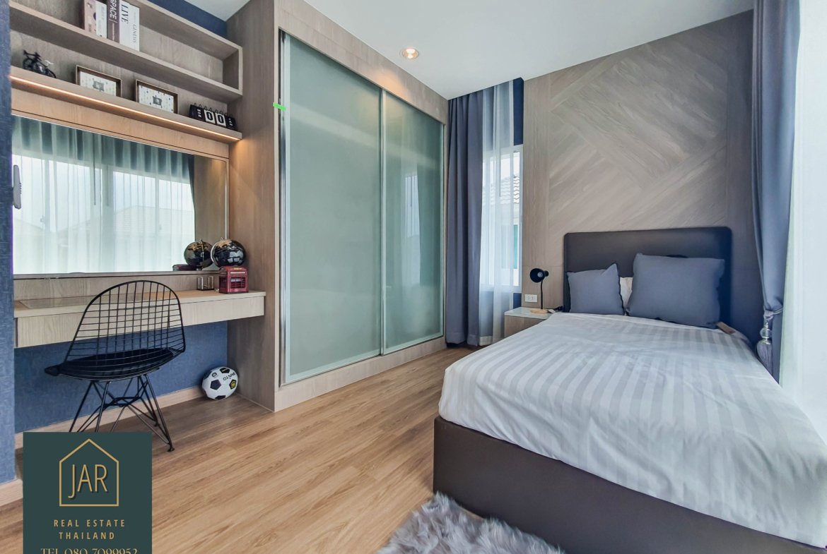 2 Storey detached house for sale at Hua-Hin Soi 70 Start Price 5,216,000. – THB. (Emply house)