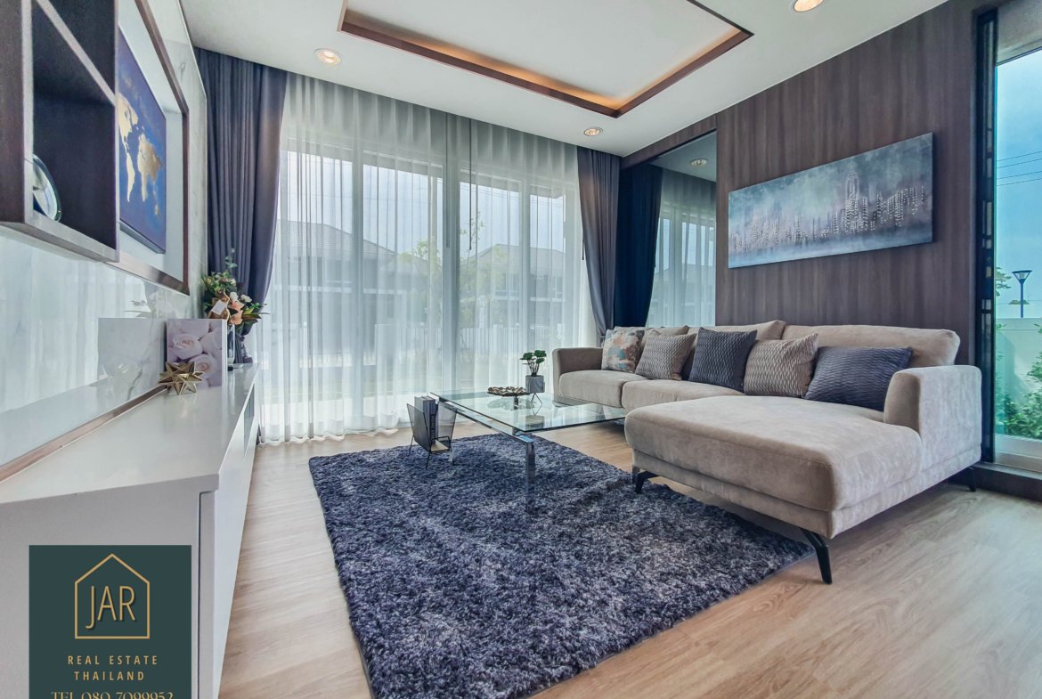 2 Storey detached house for sale at Hua-Hin Soi 70 Start Price 5,216,000. – THB. (Emply house)