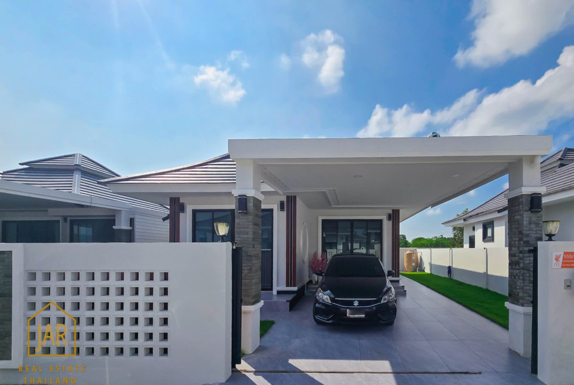 Hua-Hin Stunning Ready-to-Move-In Home
