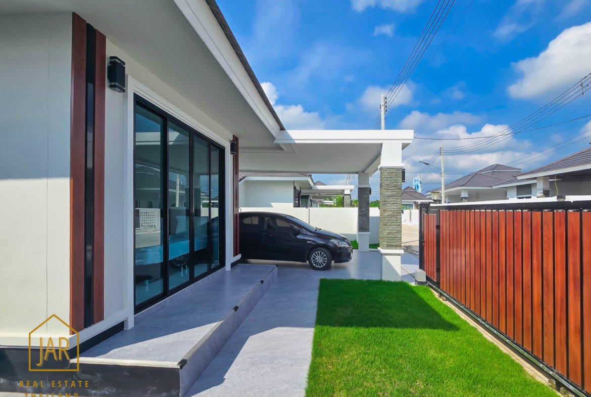 Hua-Hin Stunning Ready-to-Move-In Home