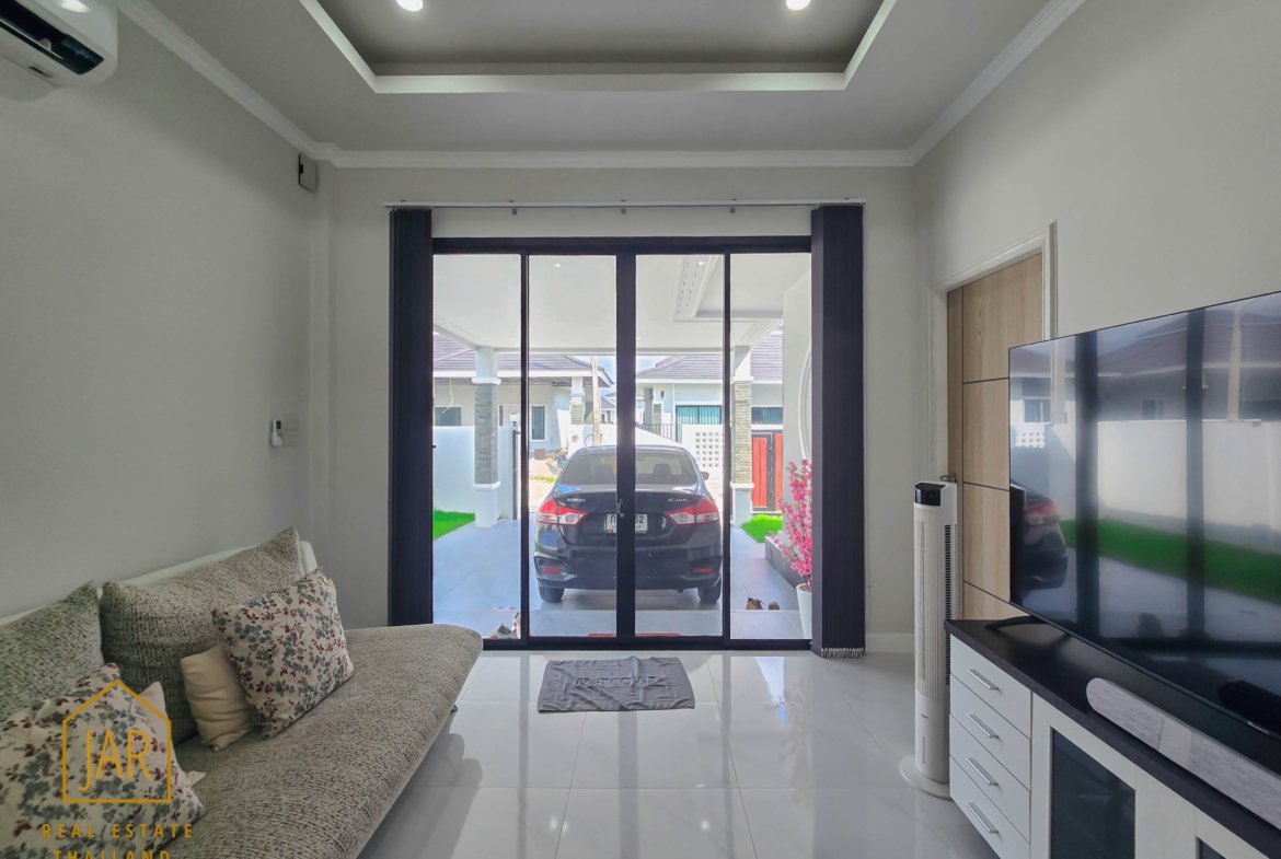 Hua-Hin Stunning Ready-to-Move-In Home