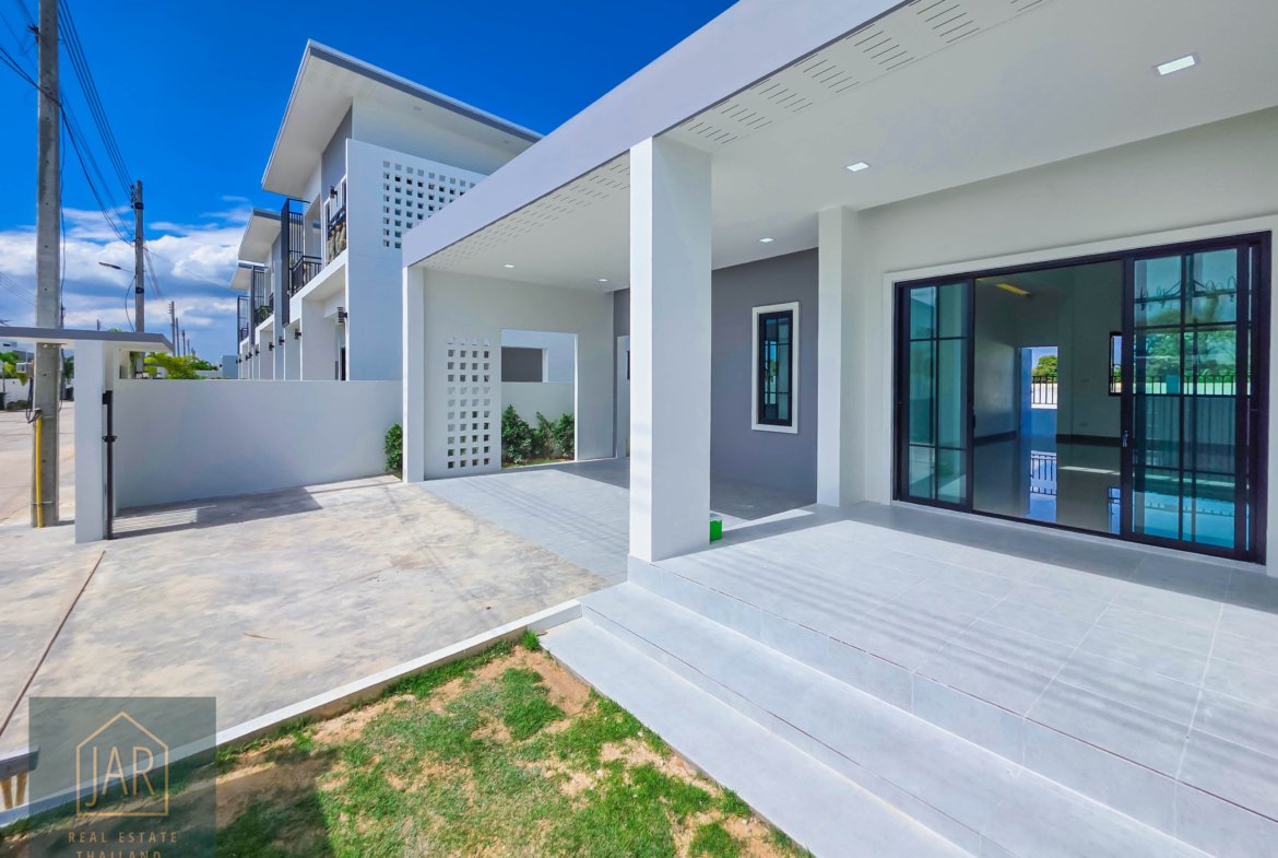 Living the Modern Dream : Hua-Hin Pool Villa