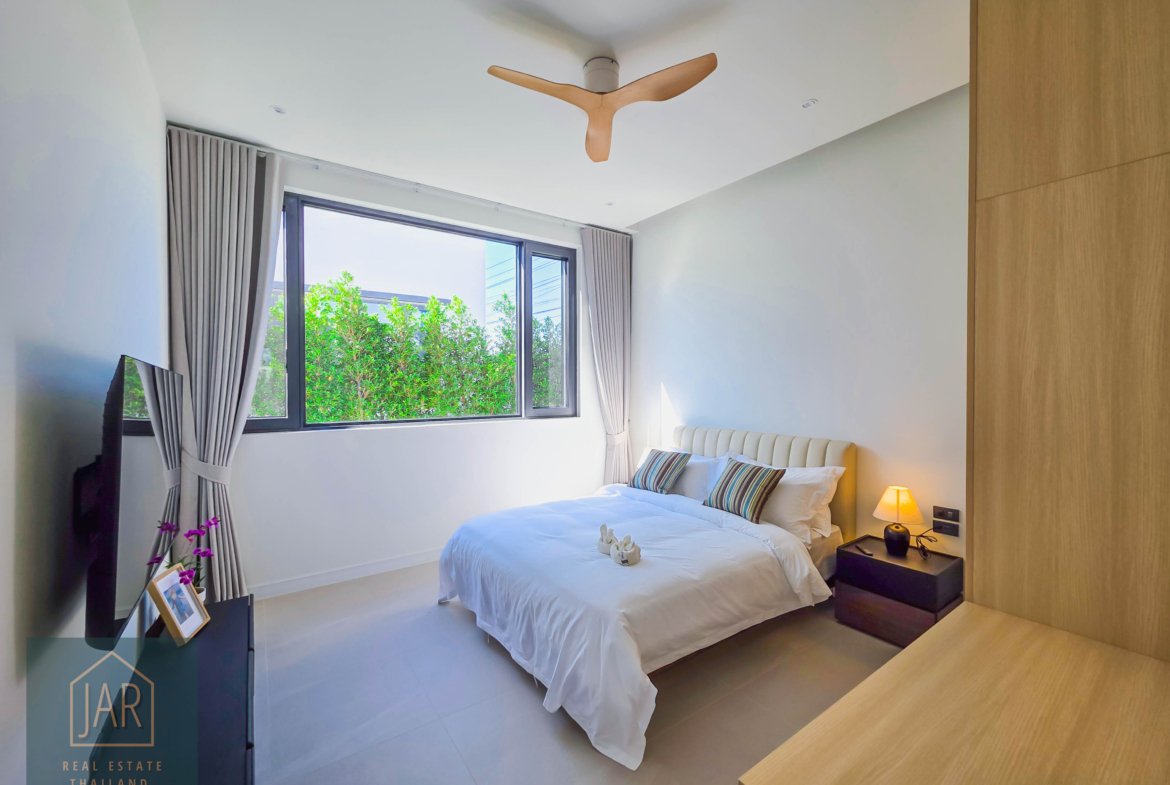 Hua-Hin Luxury Pool Villa for Sale Near Khao Tao Beach | 4 BR Modern Design