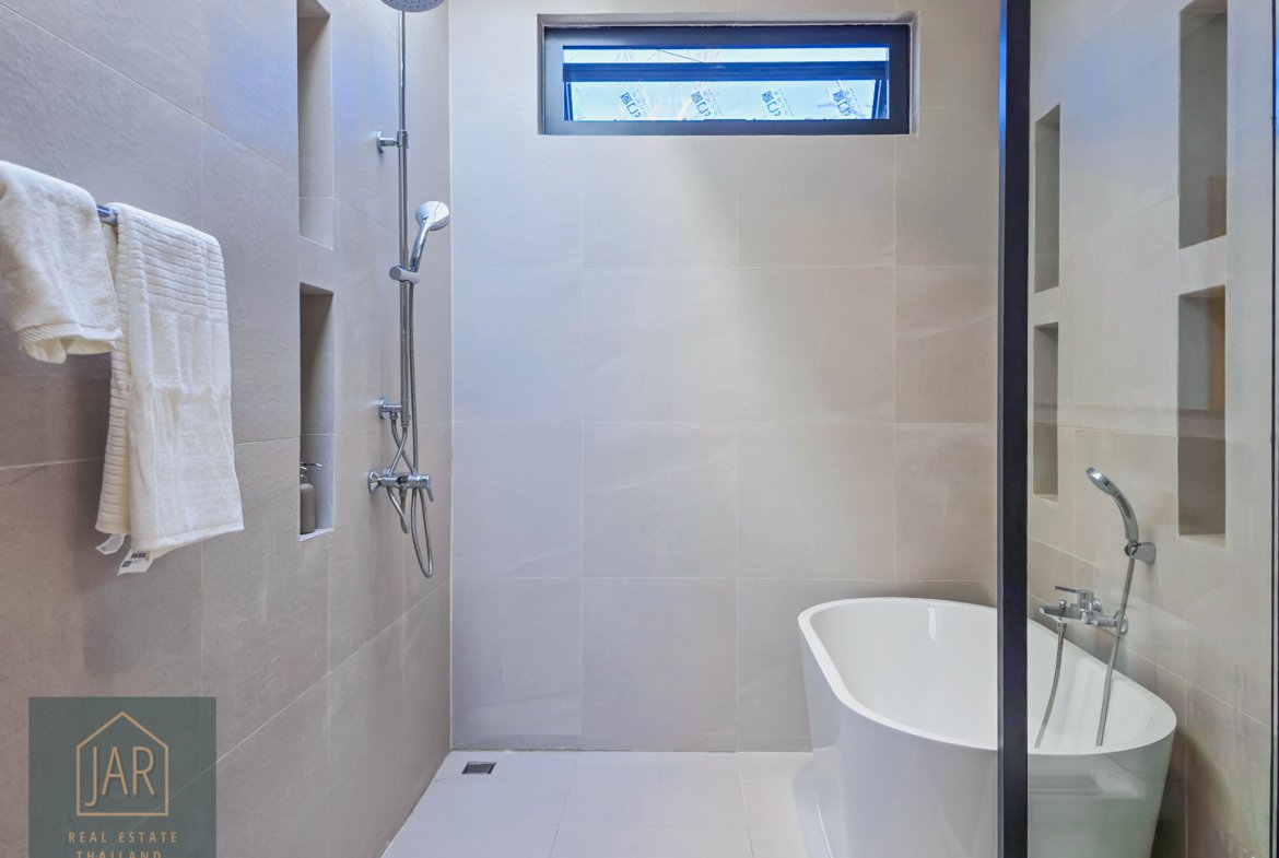 Hua-Hin Luxury Pool Villa for Sale Near Khao Tao Beach | 4 BR Modern Design