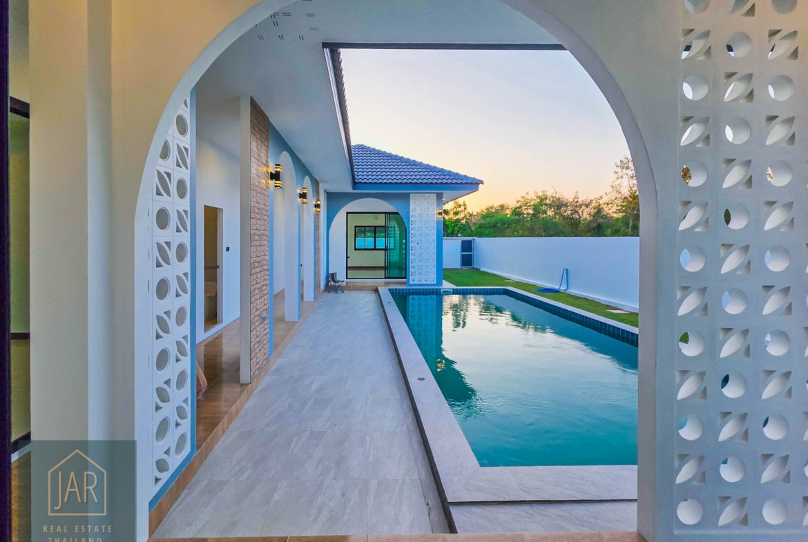 Exquisite Pool Villa in Hua Hin Soi 70 – Your Private Sanctuary Awaits! 🌴