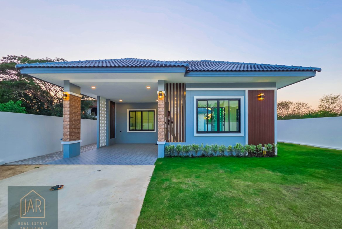 Exquisite Pool Villa in Hua Hin Soi 70 – Your Private Sanctuary Awaits! 🌴