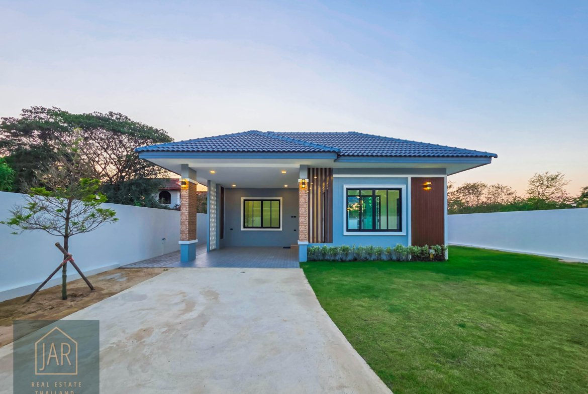 Exquisite Pool Villa in Hua Hin Soi 70 – Your Private Sanctuary Awaits! 🌴