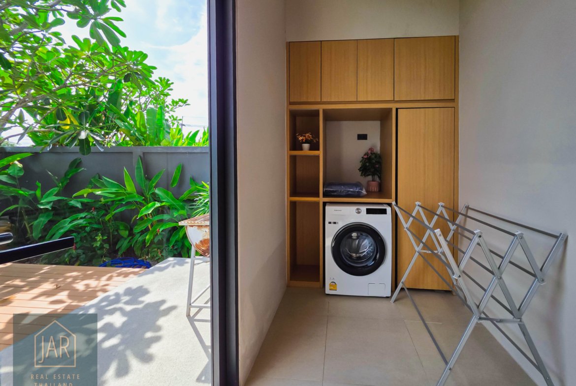 Phuket – Luxury Ocean Side Pool Villa at Chalong
