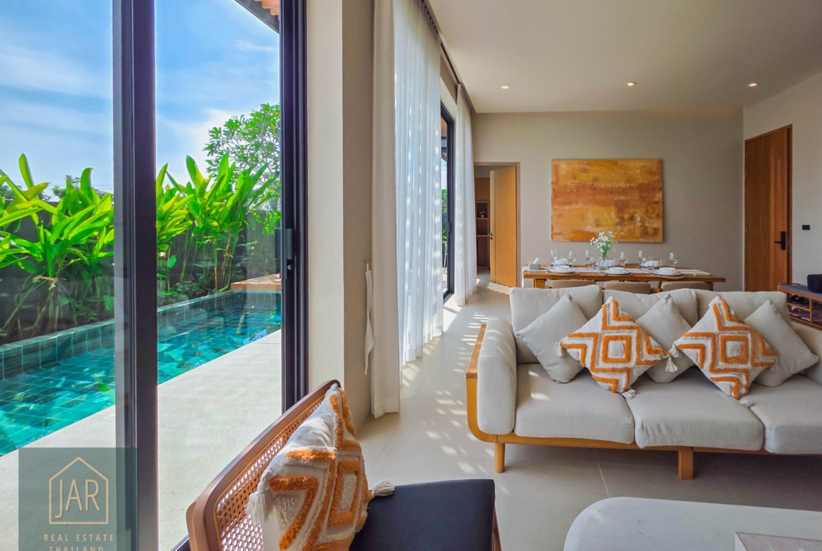 Phuket – Luxury Ocean Side Pool Villa at Chalong