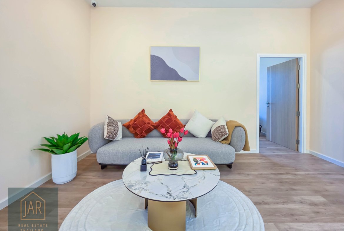 Phuket – Luxury quality single House. The Art of British Greenery Living at Chalong