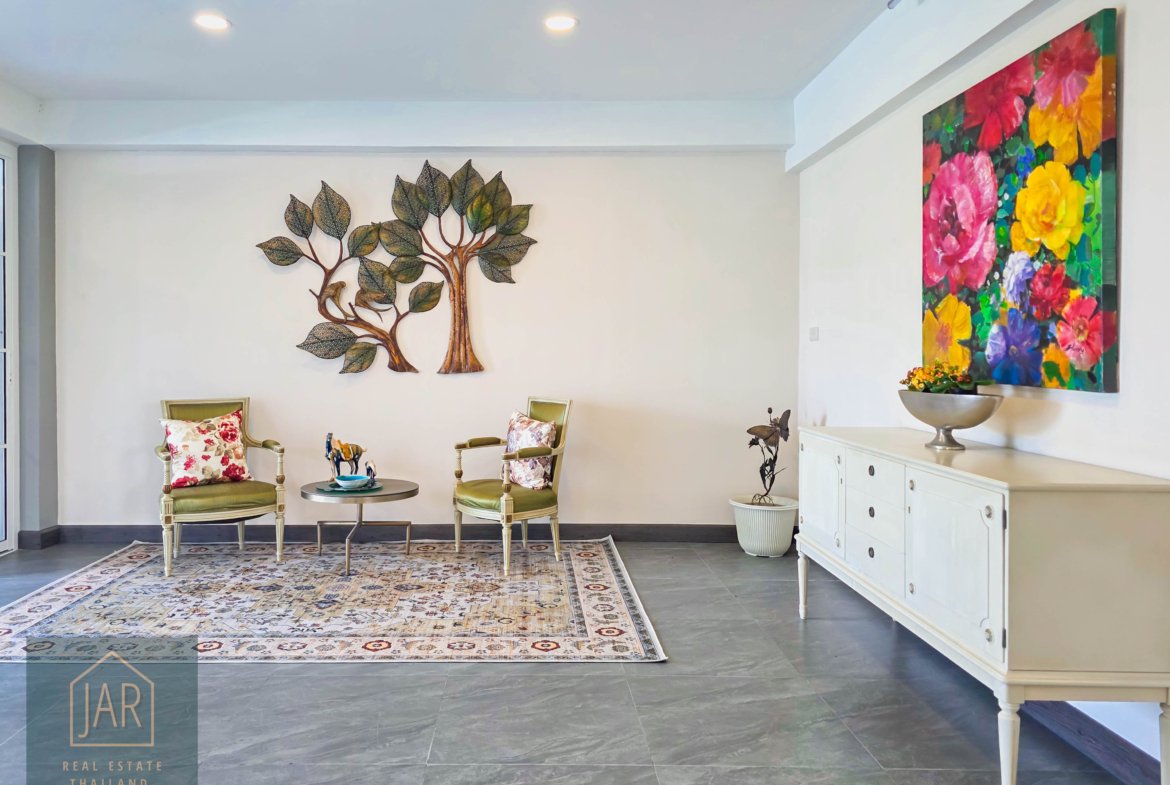 Grand Luxury Pool Villa in Hua Hin Soi 70 | Massive 4-Rai : 4 BR I 5 BA