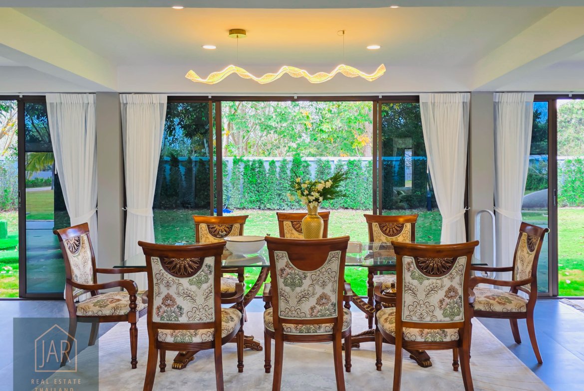 Grand Luxury Pool Villa in Hua Hin Soi 70 | Massive 4-Rai : 4 BR I 5 BA