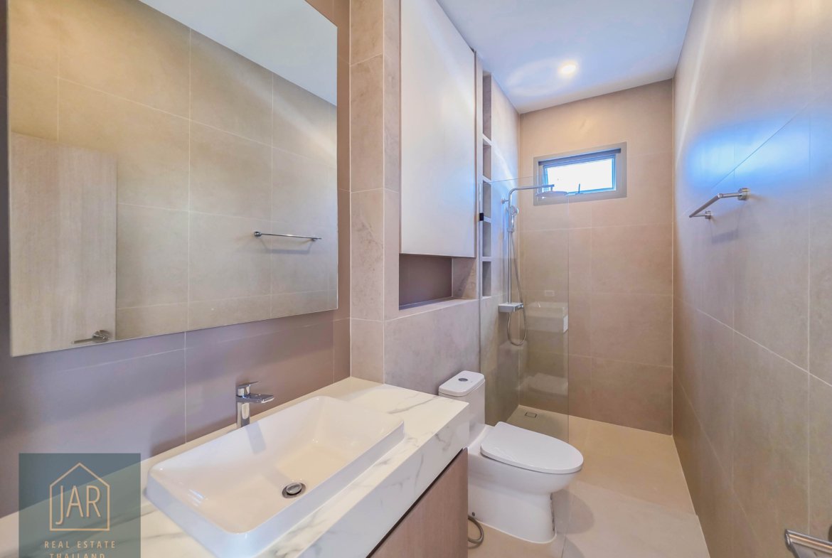 Modern Luxury Villa with Private Pool – Heart of Hua Hin